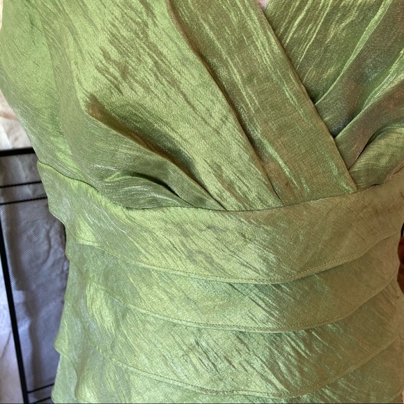 LONDON TIMES GREEN RUFFLE METALLIC DRESS SIZE 14 - Picture 3 of 7